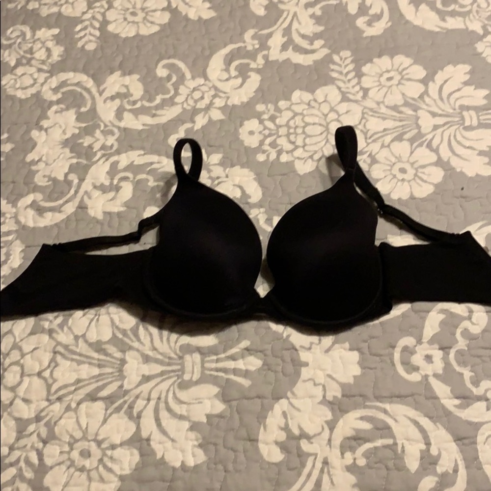 Victoria’s Secret 32 C bra
